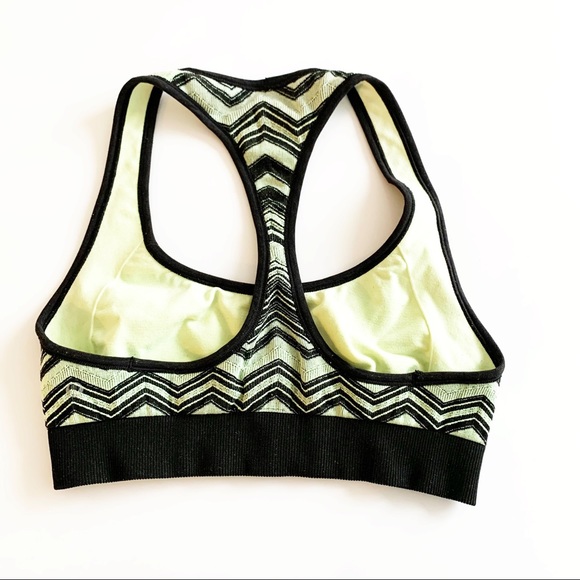 Lululemon Flow Chevron Weave Knit Sports Bra - Picture 2 of 13